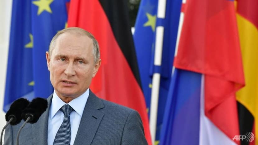 Putin calls on Europe to rebuild Syria so that refugees can return Putin calls on Europe to rebuild Syria so that refugees can return
