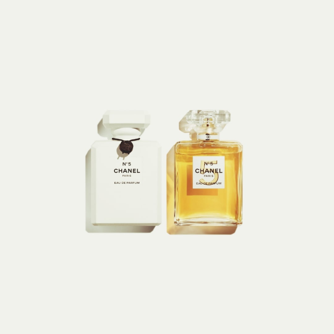 Chanel no 5 christmas 2021 hot sale