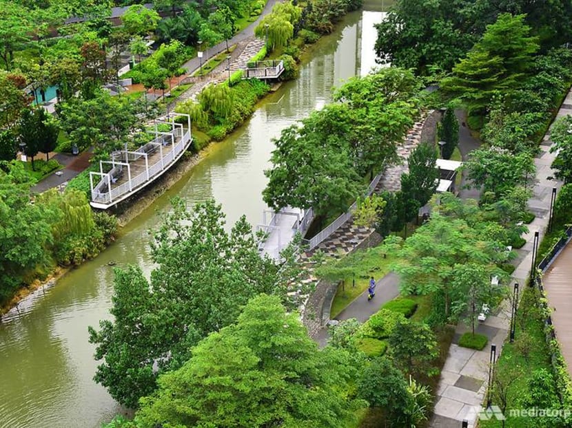 Prawning, cycling, shopping and wakeboarding all in one day? Welcome to Punggol Prawning, cycling, shopping and wakeboarding all in one day? Welcome to Punggol