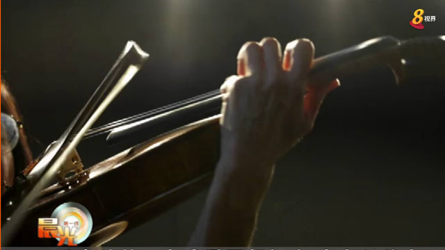 晨光|心鲜人： 小提琴演奏家通过创作 鼓励精神疾病患者走出阴影