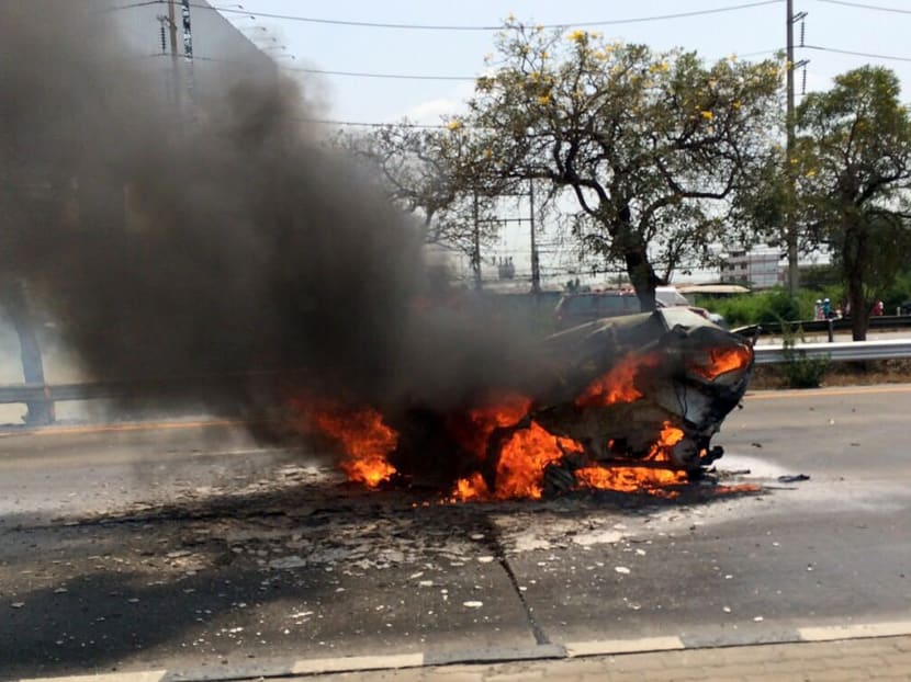 High-speed Mercedes crash ignites uproar in Thailand - TODAY