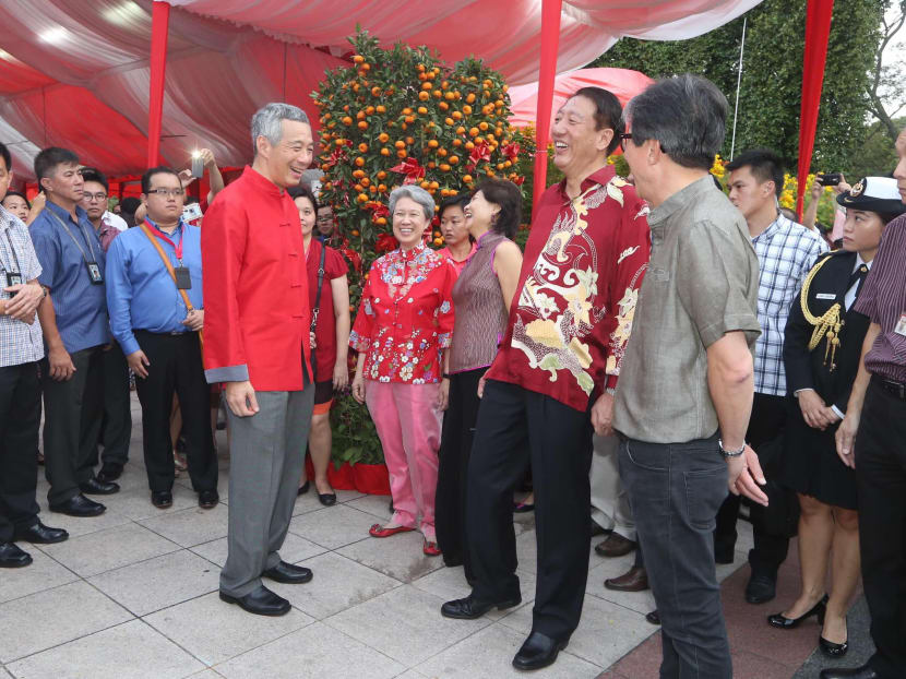 PM Lee interacts with grassroots and community leaders at CNY party
