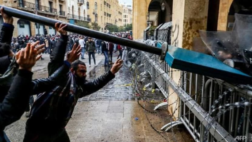 Hampir 400 cedera dalam bantahan antipemerintah di Lubnan
