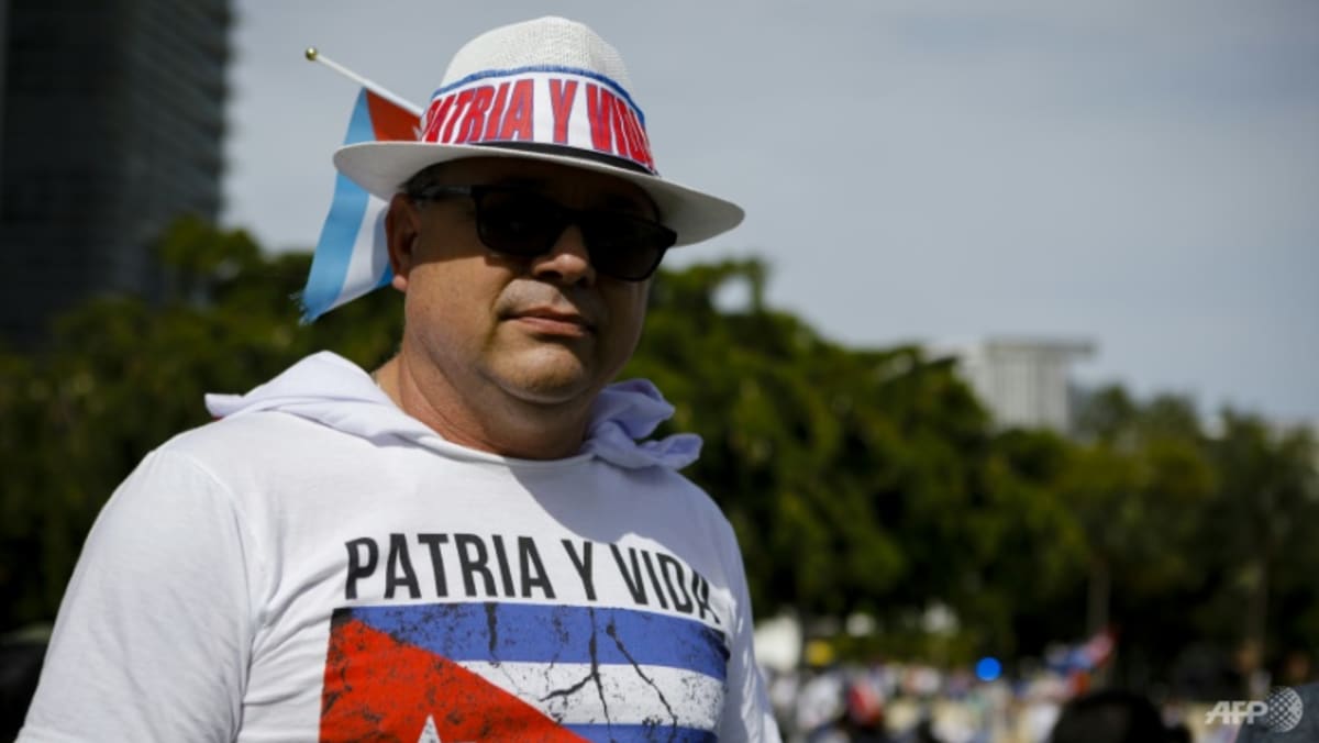 AS memperingatkan Kuba saat menindak protes