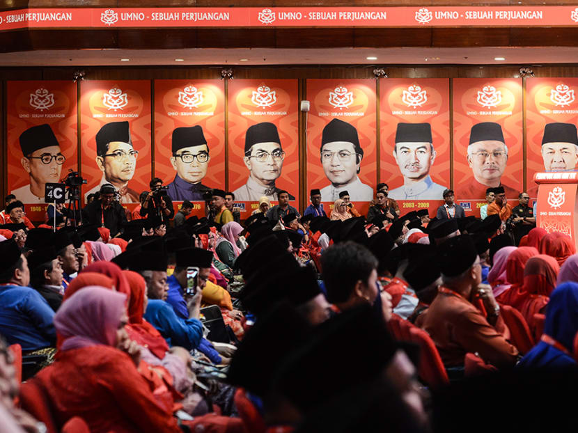 Umno’s Puad Zarkashi has blamed Utusan Melayu Bhd executive chairman Aziz Sheikh Fadzir for the editorial calling on Najib Razak to apologise for the IMDB scandal. Umno’s Puad Zarkashi has blamed Utusan Melayu Bhd executive chairman Aziz Sheikh Fadzir for the editorial calling on Najib Razak to apologise for the IMDB scandal.