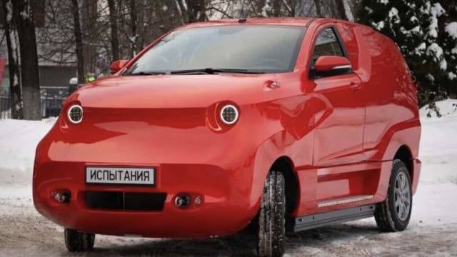 世界最丑！俄罗斯国产电动车被吐槽其貌不扬