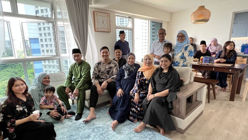 Selepas 3 tahun menunggu, impian beraya di rumah sendiri tercapai jua akhirnya Selepas 3 tahun menunggu, impian beraya di rumah sendiri tercapai jua akhirnya