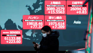 Asia shares brace for rate hikes, earnings rush