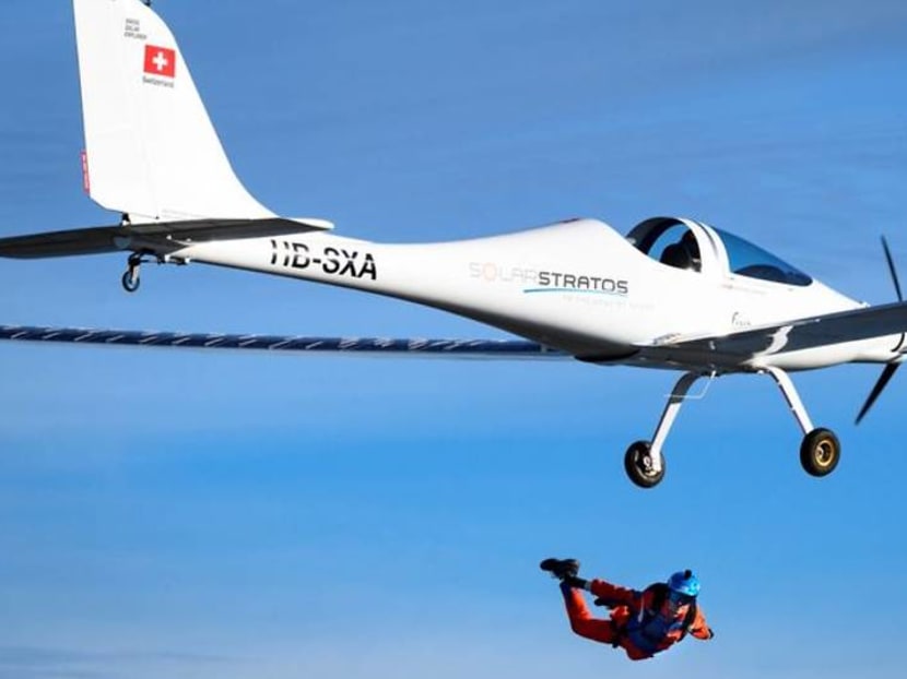 Parachutist makes world's first jump from solar-powered plane Parachutist makes world's first jump from solar-powered plane