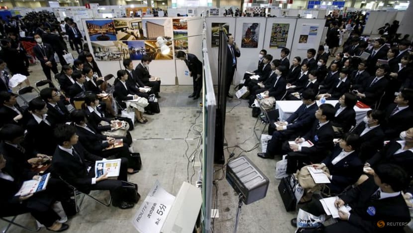 Japan's jobless rate falls to 2.5% in April - government Japan's jobless rate falls to 2.5% in April - government