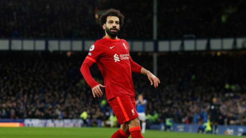 Salah hits double as Liverpool triumph at Everton Salah hits double as Liverpool triumph at Everton