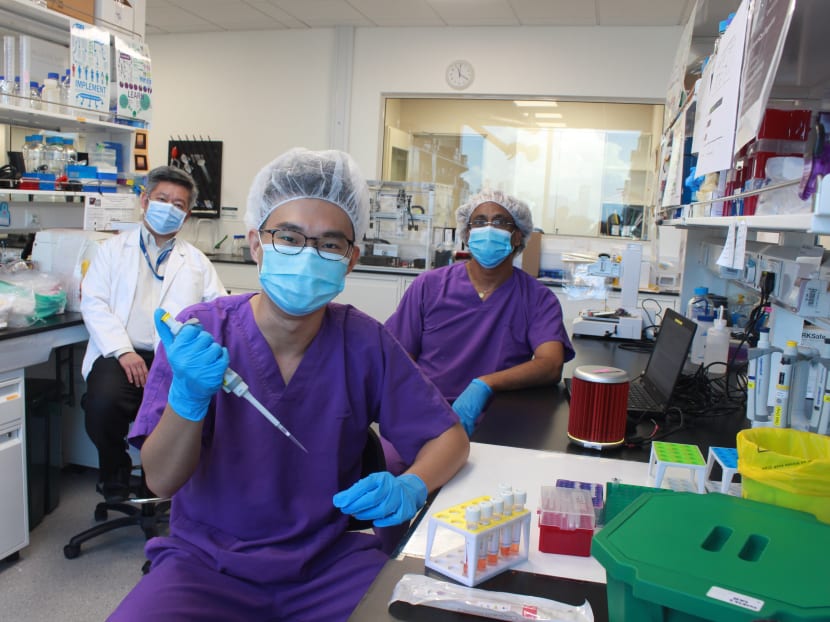 (From left) Associate Professor Eric Yap, PhD candidate Wee Soon Keong and senior research fellow Sivalingam Paramalingam Suppiah from NTU LKCMedicine have found a way to improve the speed, handling time and cost of Covid-19 laboratory tests.