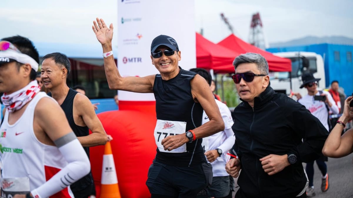 Chow Yun Fat, 68, completes his first 21km half marathon in a little over 2 hours Chow Yun Fat, 68, completes his first 21km half marathon in a little over 2 hours