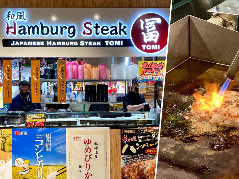 The hamburg steaks here are very juicy, and you can upsize your order to a “mega” 300g portion.