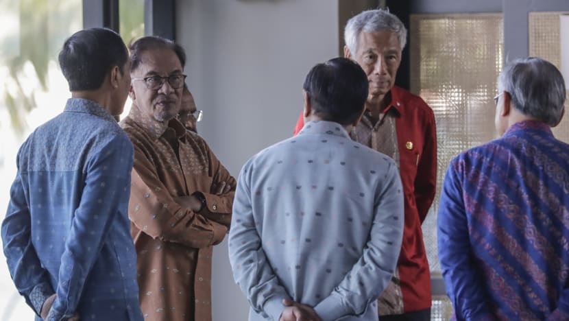 indonesia southeast asia sumit 22301