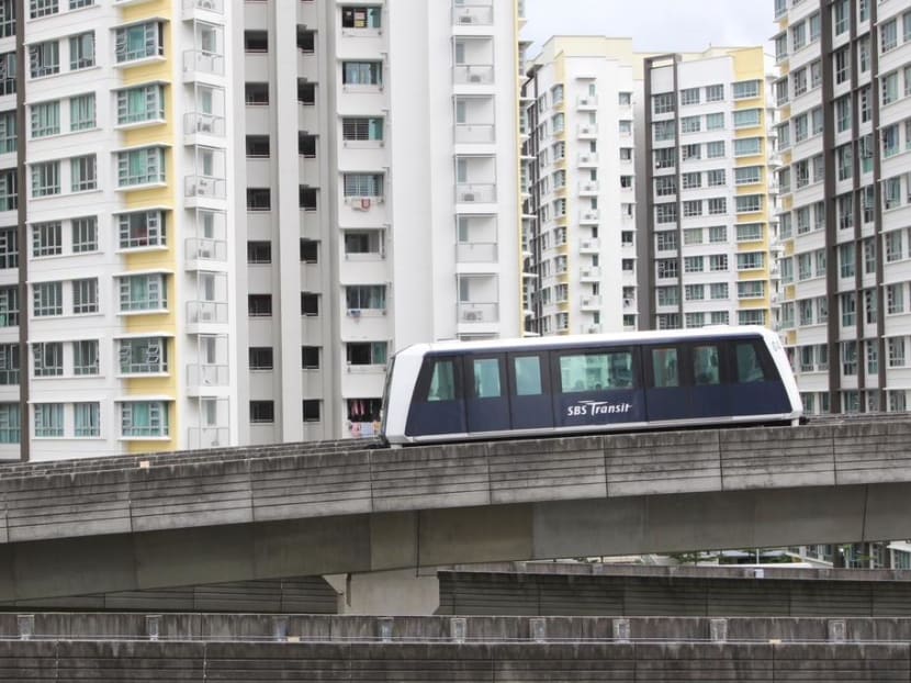 Punggol East LRT platform undergoes urgent maintenance after crack found on track Punggol East LRT platform undergoes urgent maintenance after crack found on track