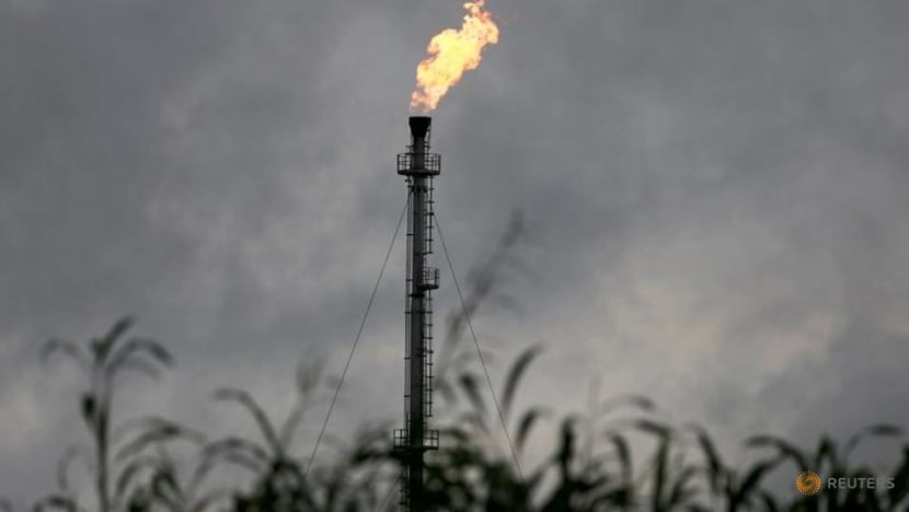 Oil prices fall after OPEC+ extends supply talks Oil prices fall after OPEC+ extends supply talks