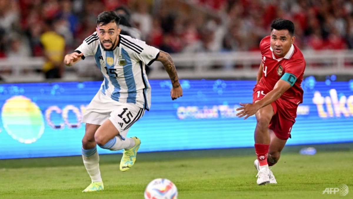 Argentina beat Indonesia 2-0 without Messi in Jakarta friendly Argentina beat Indonesia 2-0 without Messi in Jakarta friendly