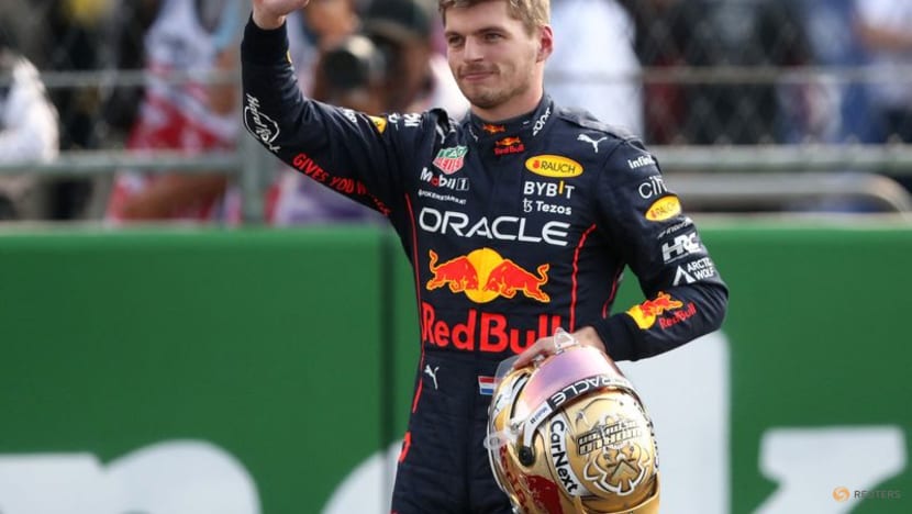 Motor racing-Verstappen on pole in Mexico and chasing F1 record Motor racing-Verstappen on pole in Mexico and chasing F1 record