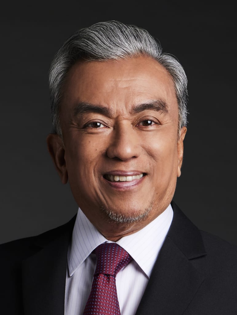 Management Team & Board of Directors Mediacorp