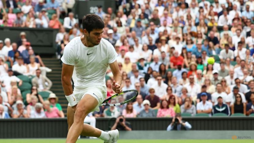 Alcaraz passes test at Wimbledon, Rybakina on fire