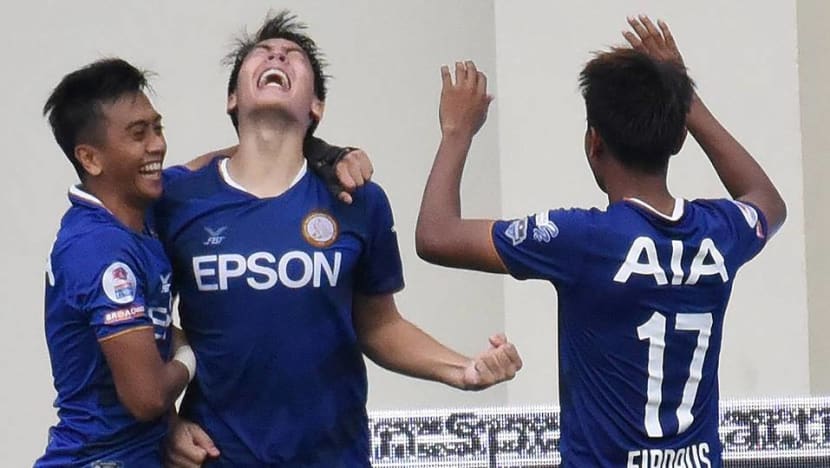 AIA to remain Singapore Premier League title sponsor until 2022 AIA to remain Singapore Premier League title sponsor until 2022