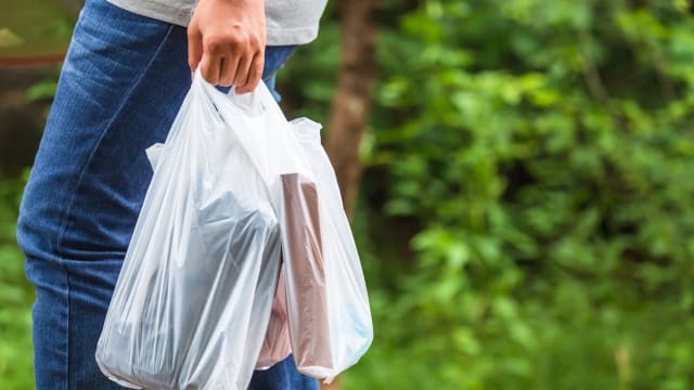 瑞典计划明年11月取消塑料袋税