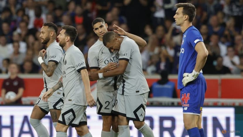PSG hand out a thrashing after scoring in eight seconds at Lille PSG hand out a thrashing after scoring in eight seconds at Lille
