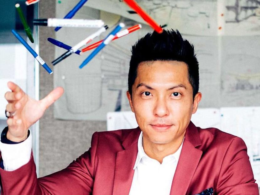Why does hotel designer Leonard Lee think his job is like being a bus conductor?