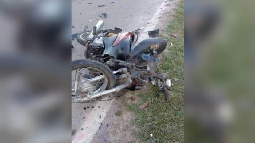 Ibu maut, bayi dikandung terkeluar dalam nahas 2 motosikal di Pasir Mas