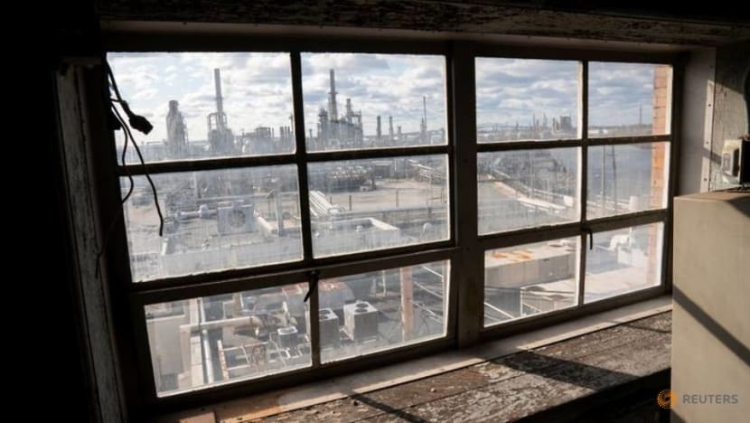 150 years of spills: Philadelphia refinery cleanup highlights toxic legacy of fossil fuels 150 years of spills: Philadelphia refinery cleanup highlights toxic legacy of fossil fuels