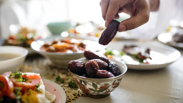 Expert tips on preparing and eating healthier (and still tasty) food during Ramadan