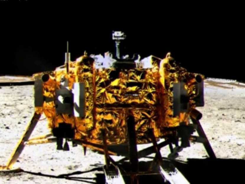 This screen grab taken from a CCTV footage shows a photo of the Chang'e-3 probe lander taken by the Jade Rabbit moon rover on December 15, 2013 Photo: AFP