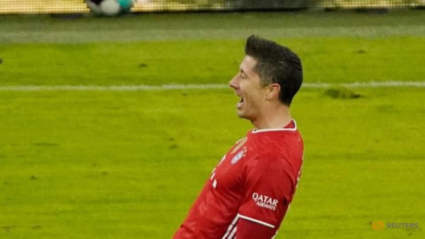 Football: Lewandowski hat-trick steers Bayern past Dortmund 4-2 Football: Lewandowski hat-trick steers Bayern past Dortmund 4-2