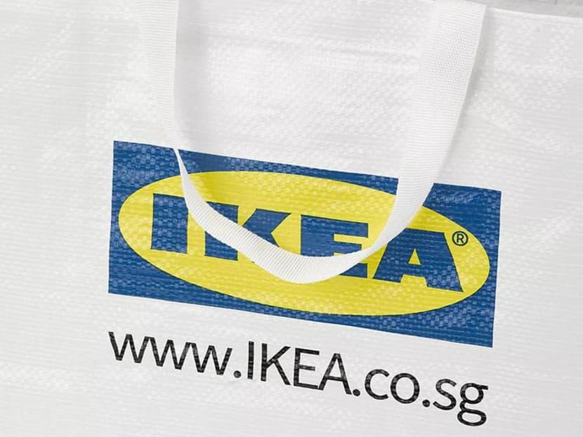 Alamak! IKEA Singapore owns up to website blunder and sells misprinted bags for cheap Alamak! IKEA Singapore owns up to website blunder and sells misprinted bags for cheap