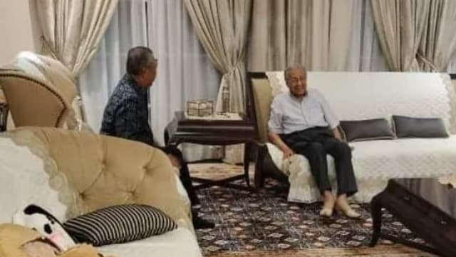 马哈迪和慕尤丁会面 讨论《马来人宣言》运动中合作