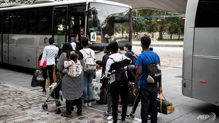 Macron signals tougher line on immigration Macron signals tougher line on immigration