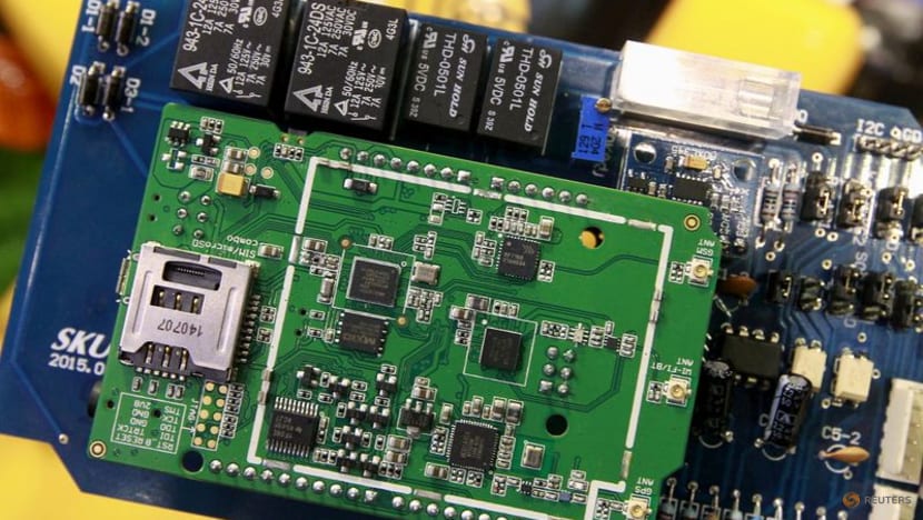 SoftBank's Arm rolls out new smartphone tech, MediaTek signs up to use