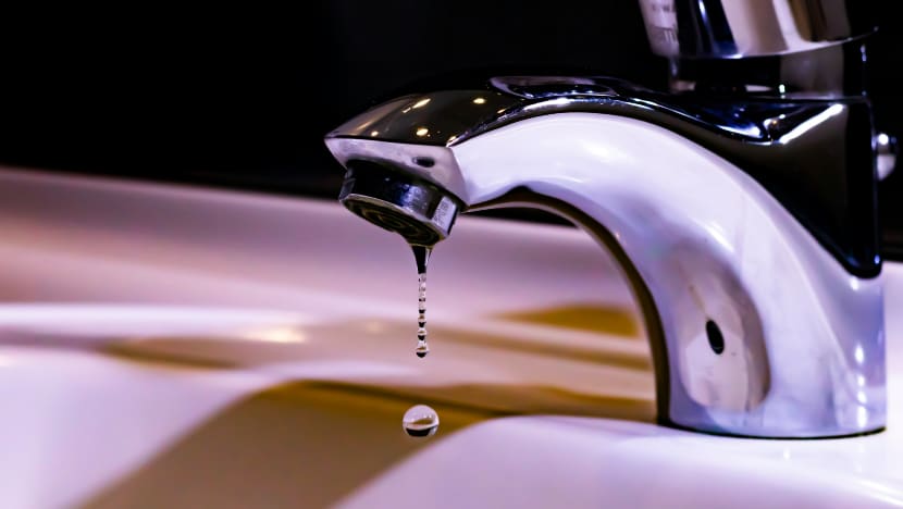 unsplash tap water