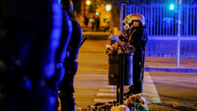 Spain permit limited nightlife in regions with COVID-19 under control Spain permit limited nightlife in regions with COVID-19 under control
