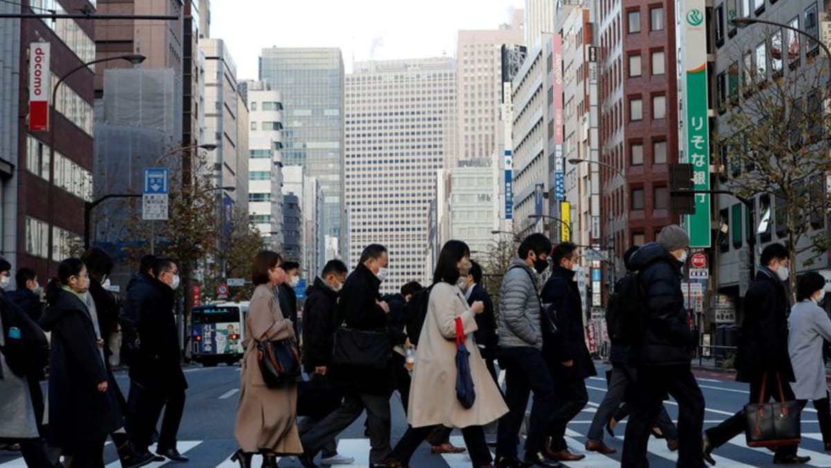 Ekonomi Jepang menyusut lebih dari yang diharapkan karena kekurangan pasokan melanda