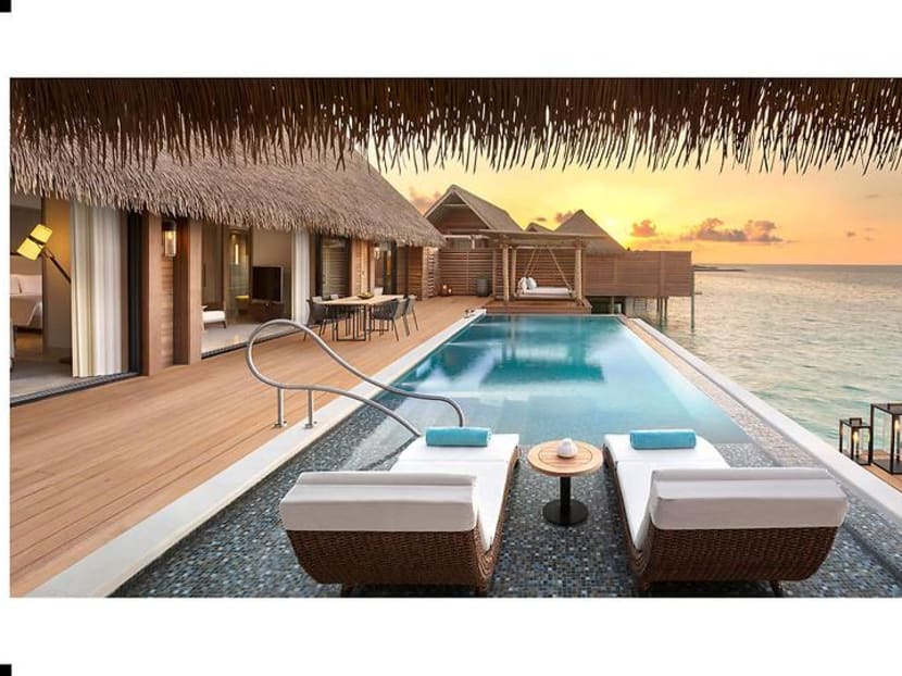 Experiencing Waldorf Astoria in the Maldives, loving the fish in the wardrobe Experiencing Waldorf Astoria in the Maldives, loving the fish in the wardrobe