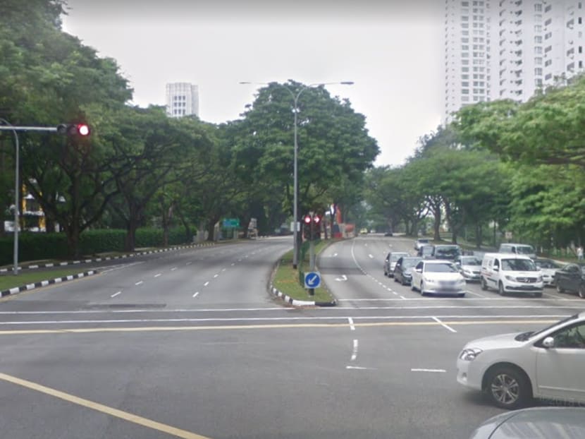 An example of the Red Amber Green arrows at the traffic junction of Commonwealth Avenue West and Clementi Road. It was at this junction that a fatal collision took place between a taxi and a car, which left a 19-year-old undergraduate dead.