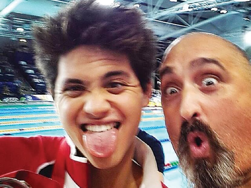 National swimmer Joseph Schooling (left) takes a selfie with his coach Sergio Lopez to celebrate his medal. Photo: Joseph Schooling’s Twitter