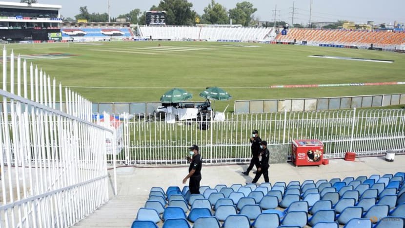 Cricket:
England call off Pakistan tour after New Zealand security scare Cricket:
England call off Pakistan tour after New Zealand security scare
