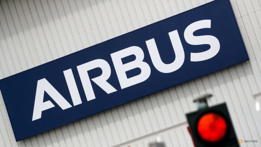 Airbus maintains lead over Boeing in deliveries, lags on orders