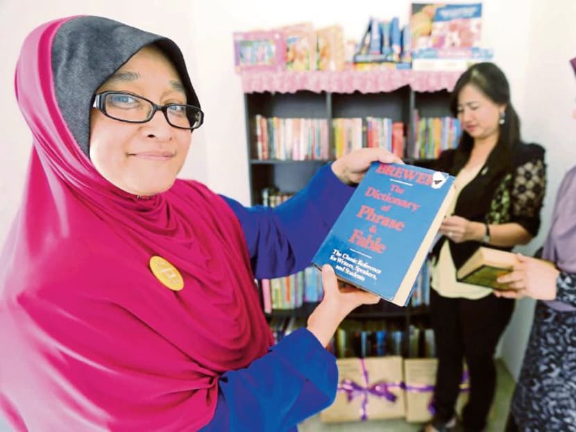 Malaysian doctor sets up English ‘clinics’ for village children TODAY