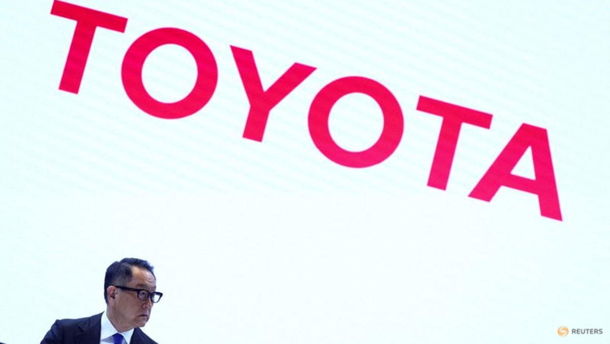 Dana pensiun California, New York memberikan suara menentang pimpinan Toyota