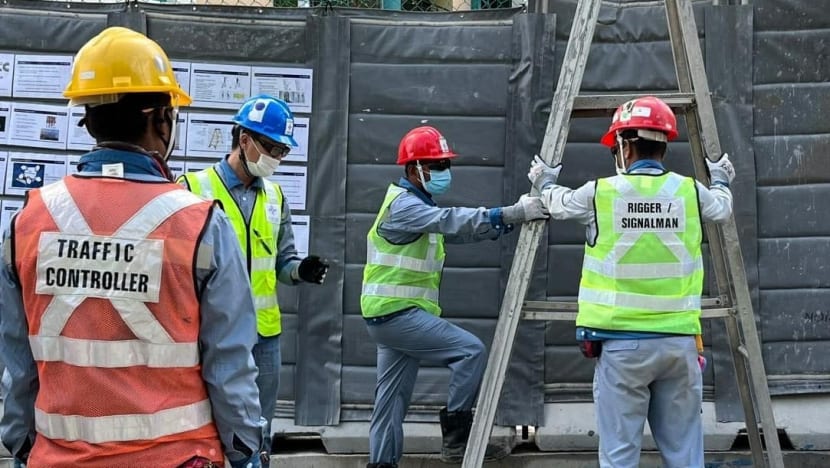 Deadline for companies to conduct mandatory safety-time out extended to Sep 30: MOM Deadline for companies to conduct mandatory safety-time out extended to Sep 30: MOM