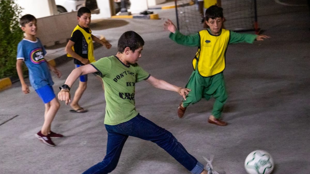 Anak-anak pengungsi Afghanistan tanpa pendamping berada dalam ketidakpastian di Qatar